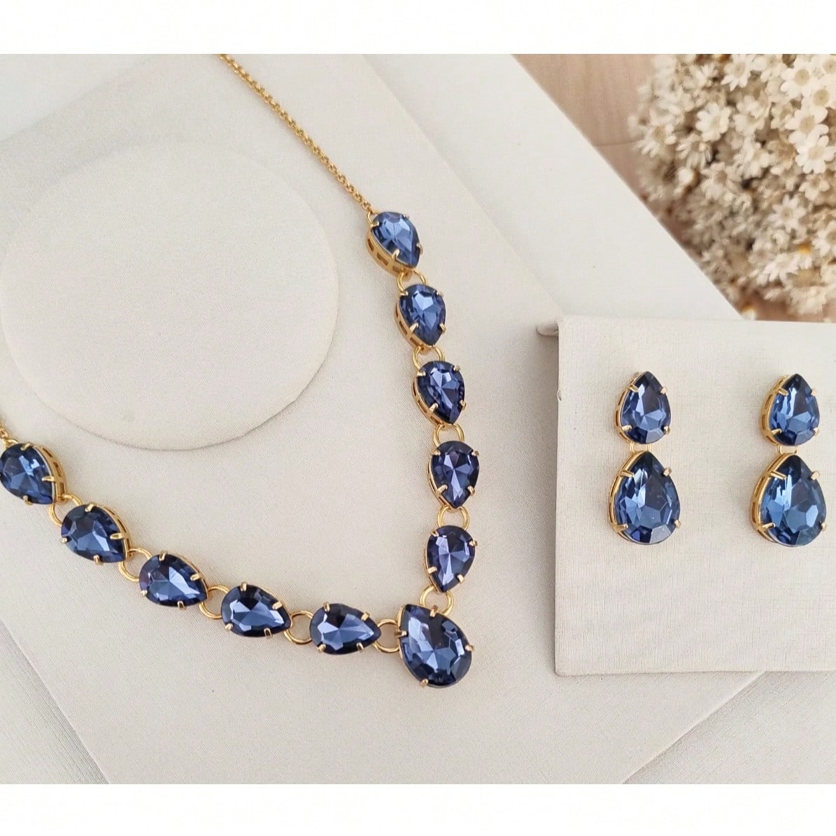 KIT COLAR COM BRINCO MONICA SAFIRA Cor:AZUL SAFIRA