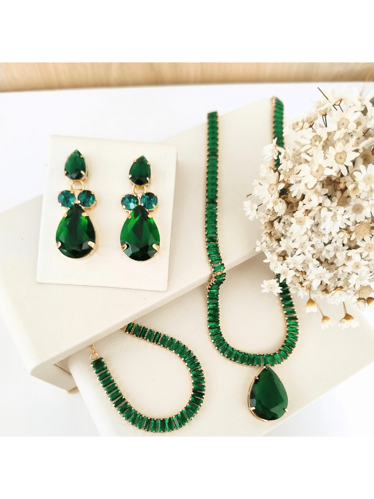 KIT COLAR, BRINCO E PULSEIRA VERDE PRIN Cor:ESMERALDA