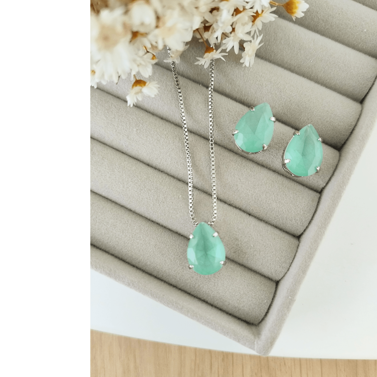 KIT COLAR COM BRINCO MENTA FOSCO BANHO DE PRATA Cor:MENTA FOSCO