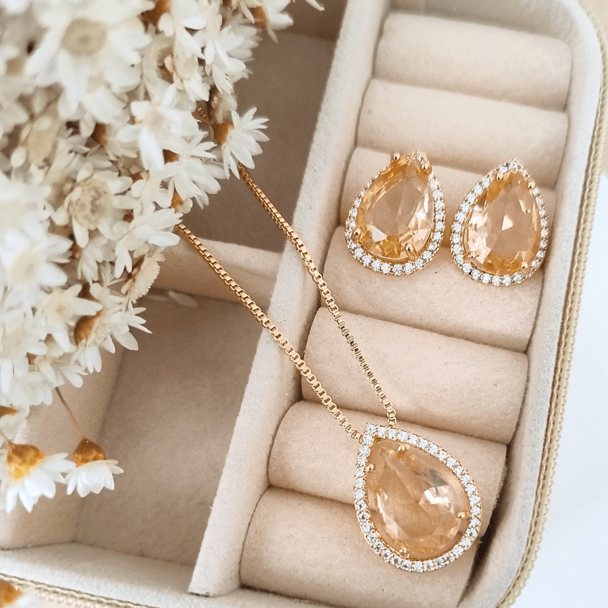 KIT COLAR E BRINCO POLLY DE ZIRCÔNIA AMBAR Cor:AMBAR