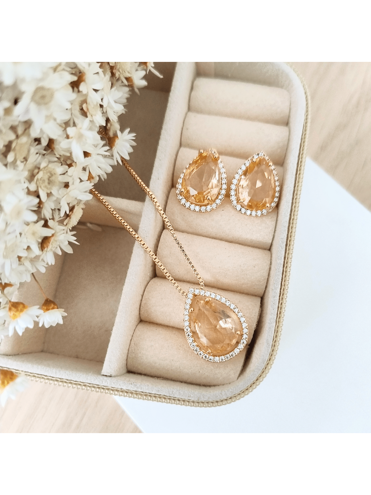 KIT COLAR E BRINCO POLLY DE ZIRCÔNIA AMBAR Cor:AMBAR