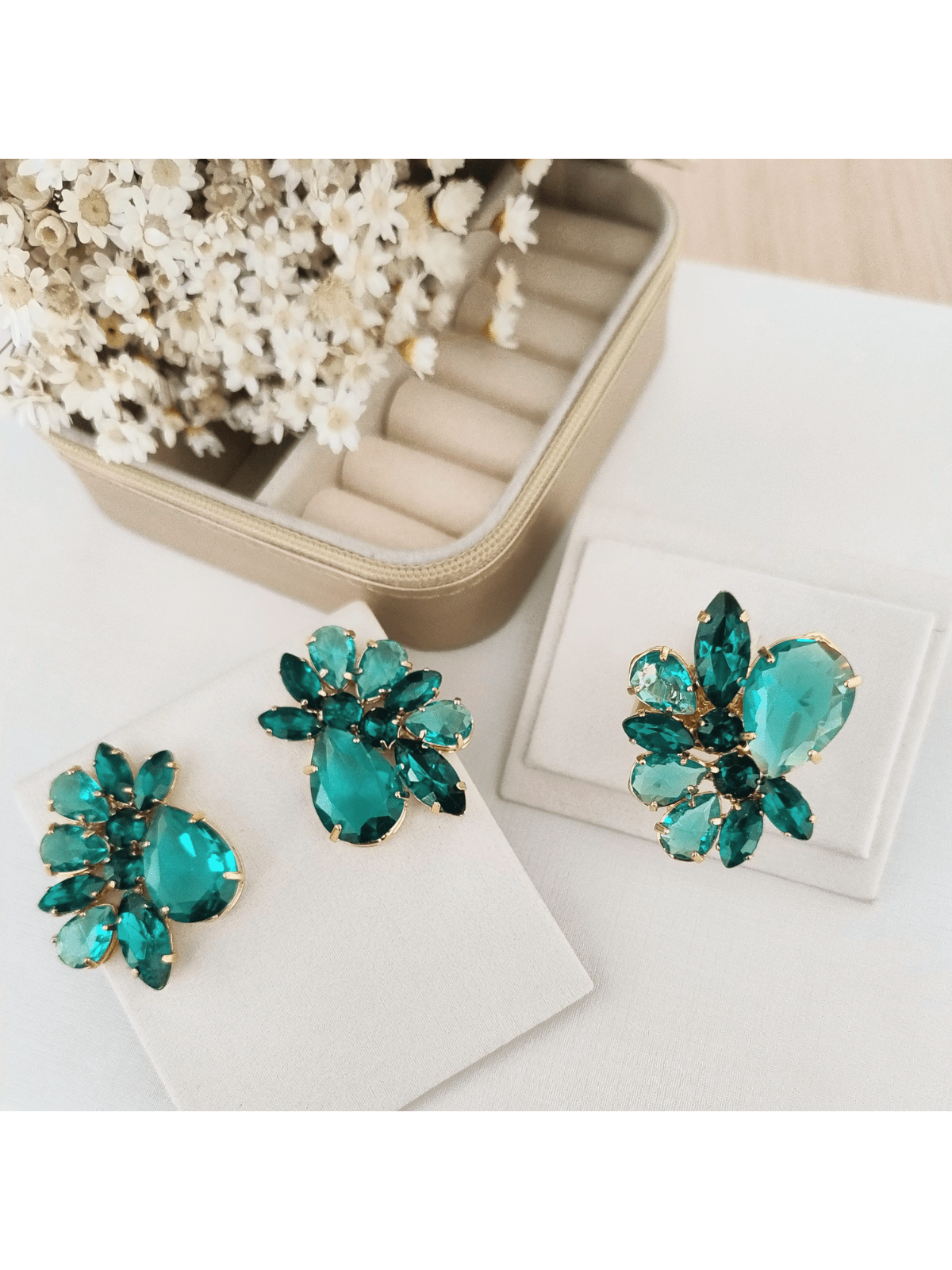 KIT ANEL COM BRINCO MARTHA TONS DE VERDE Cor:TONS DE VERDE