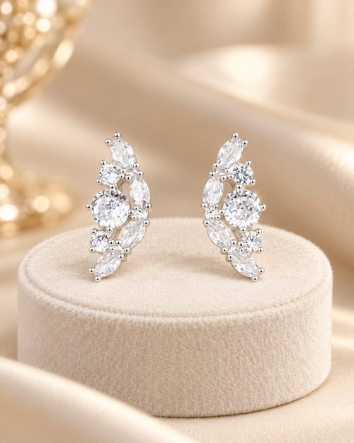 Brinco Ear Kurf de Zircônia Cristal - ESCOLHA O BANHO