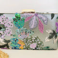 Clutch Bordada Menta com Lilás Detalhe Dourado