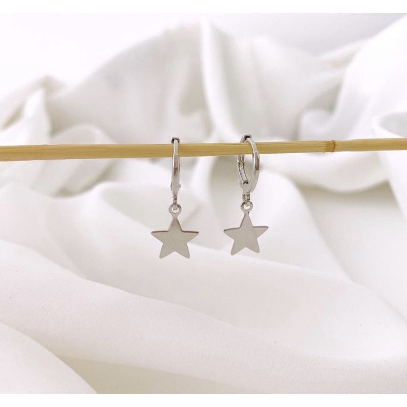 argolinha com estrela banho de prata