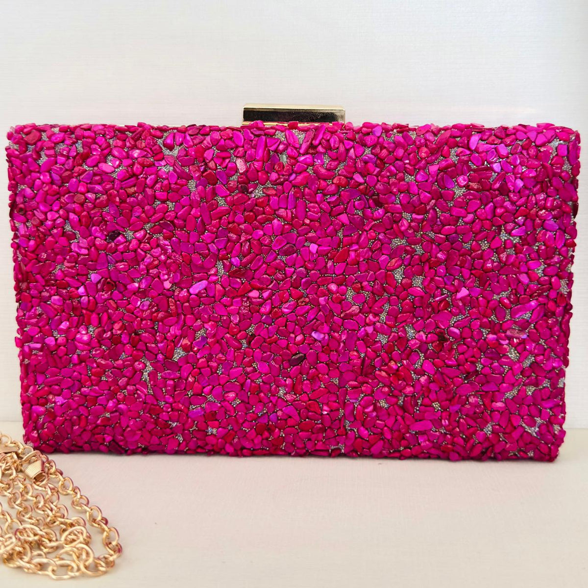Clutch de Pedrinhas Rosa Pink Detalhe Dourado