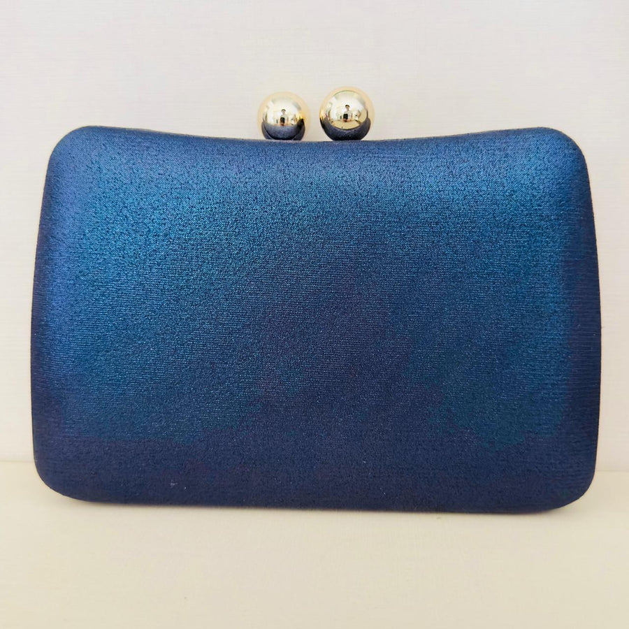 Clutch Metalizada Azul Safira com Detalhe Dourado