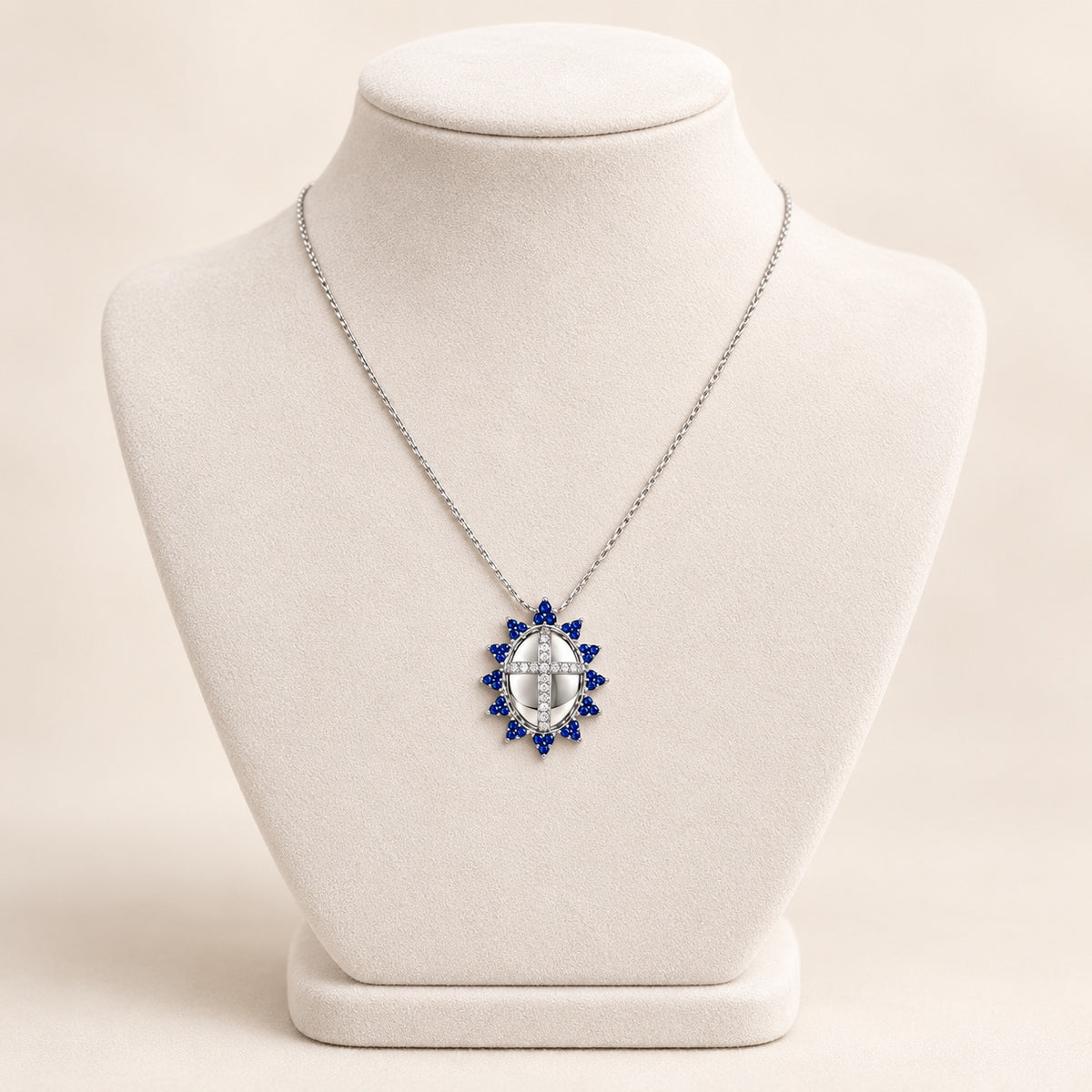 COLAR COM CRUZ DE ZIRCÔNIA AZUL SAFIRA BANHO PRATA