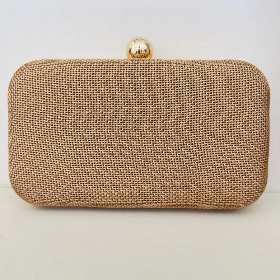Clutch de Pano Marrom com Detalhe Dourado