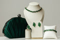 Kit 5 Peças Clutch, Brinco, Anel Regulável, Pulseira e Colar de Gotinhas Zircônia Esmeralda Prata