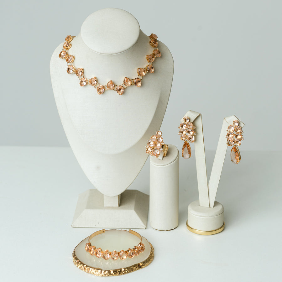 Kit 4 Acessórios Manaus Nude de Zircônia Dourado