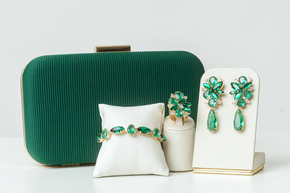 Kit 4 Peças Clutch, Brinco, Bracelete e Anel Regulável Liz Tons de Verde Dourado
