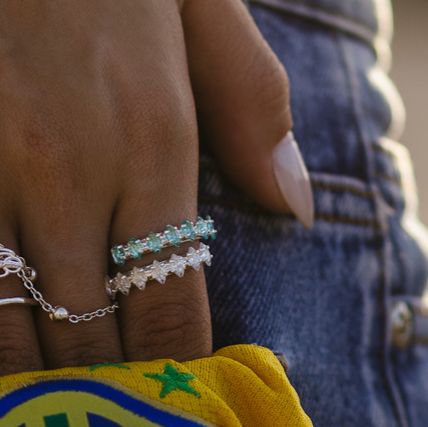 Anel de Zircônia Navete Ajustável em Prata
