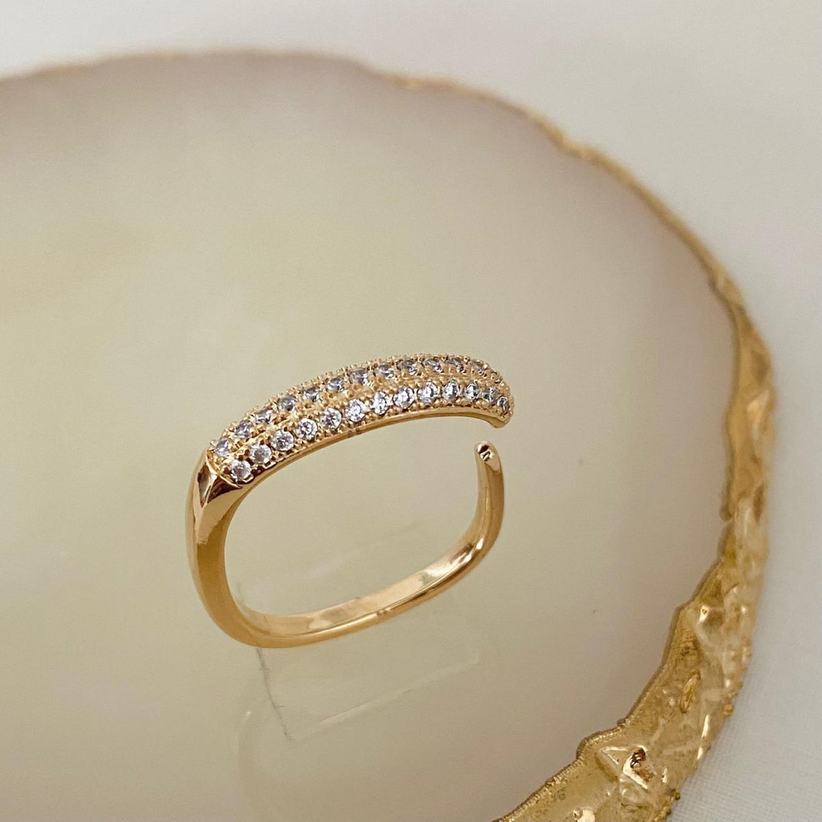 Aparador de Zircônia Dourado
