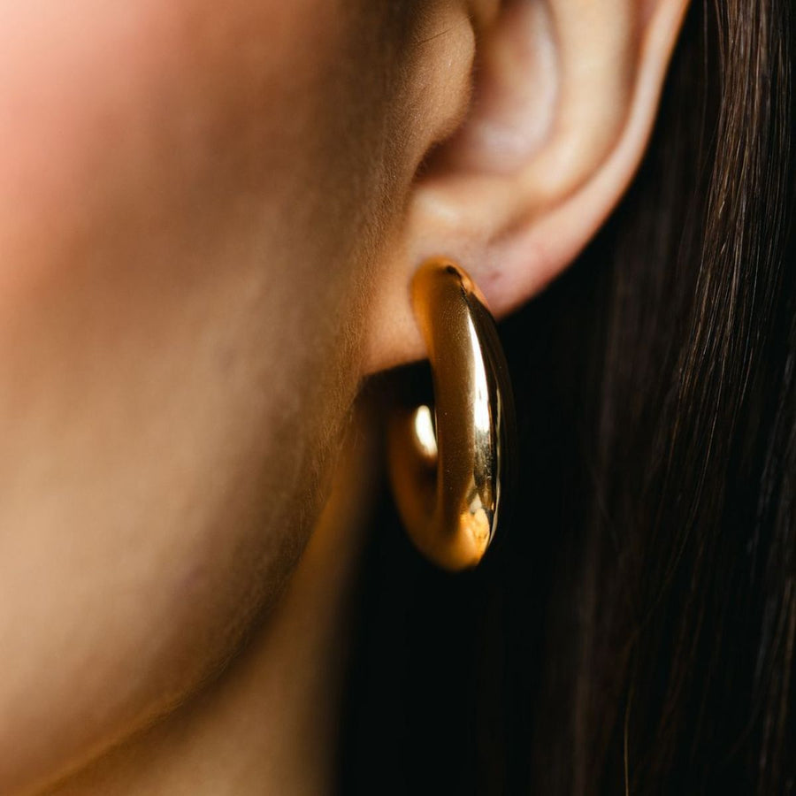 Argola Abalada Leve Isa Dourado