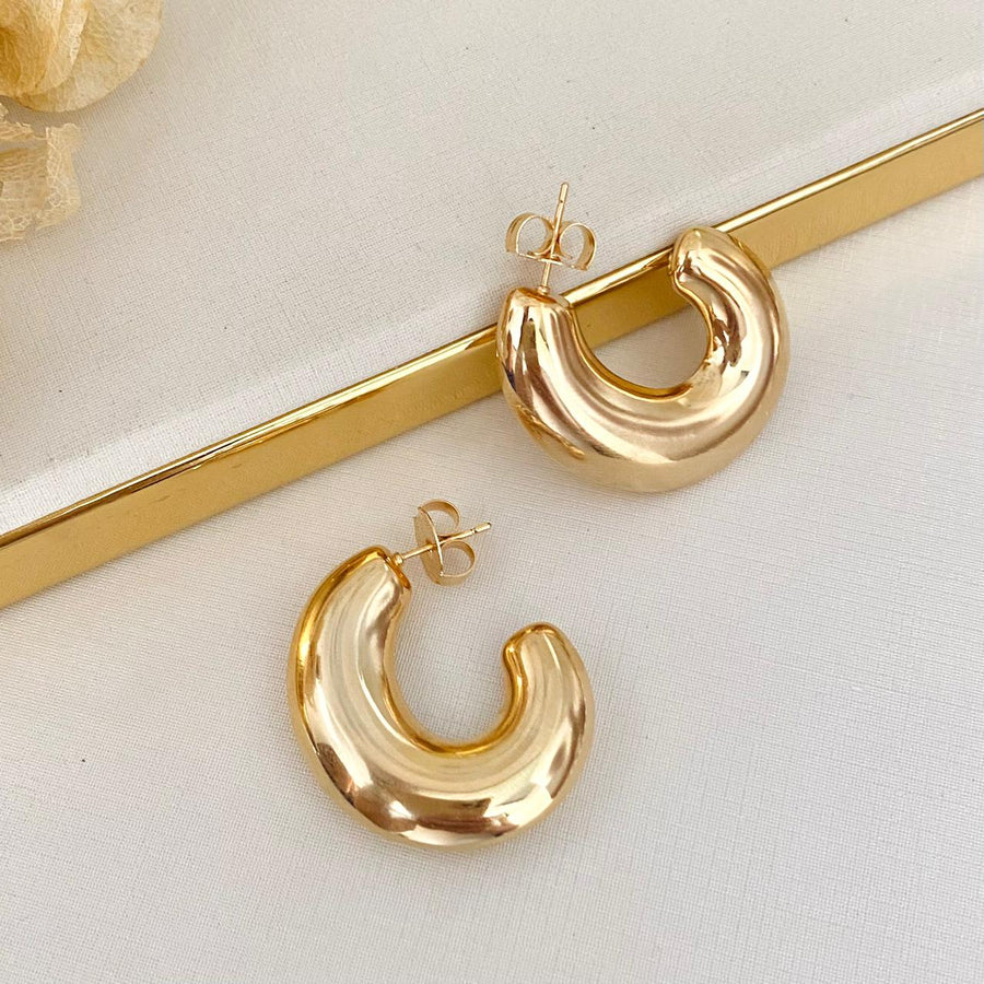 Argola Abalada Leve Isa Dourado