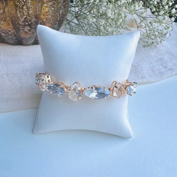 Bracelete Letícia de Pedraria Cristal Dourado