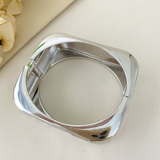 Bracelete Quadrado Ondas Prata