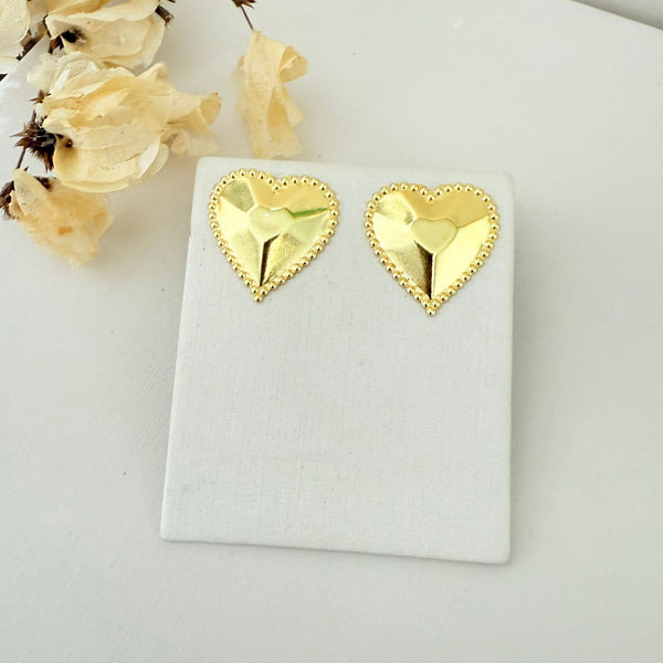 Brinco Coração Liso Dourado