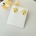 Brinco Oval Liso Dourado