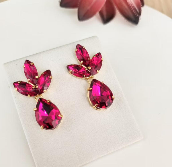 Brinco Rosa Fúcsia Pedraria Dourado