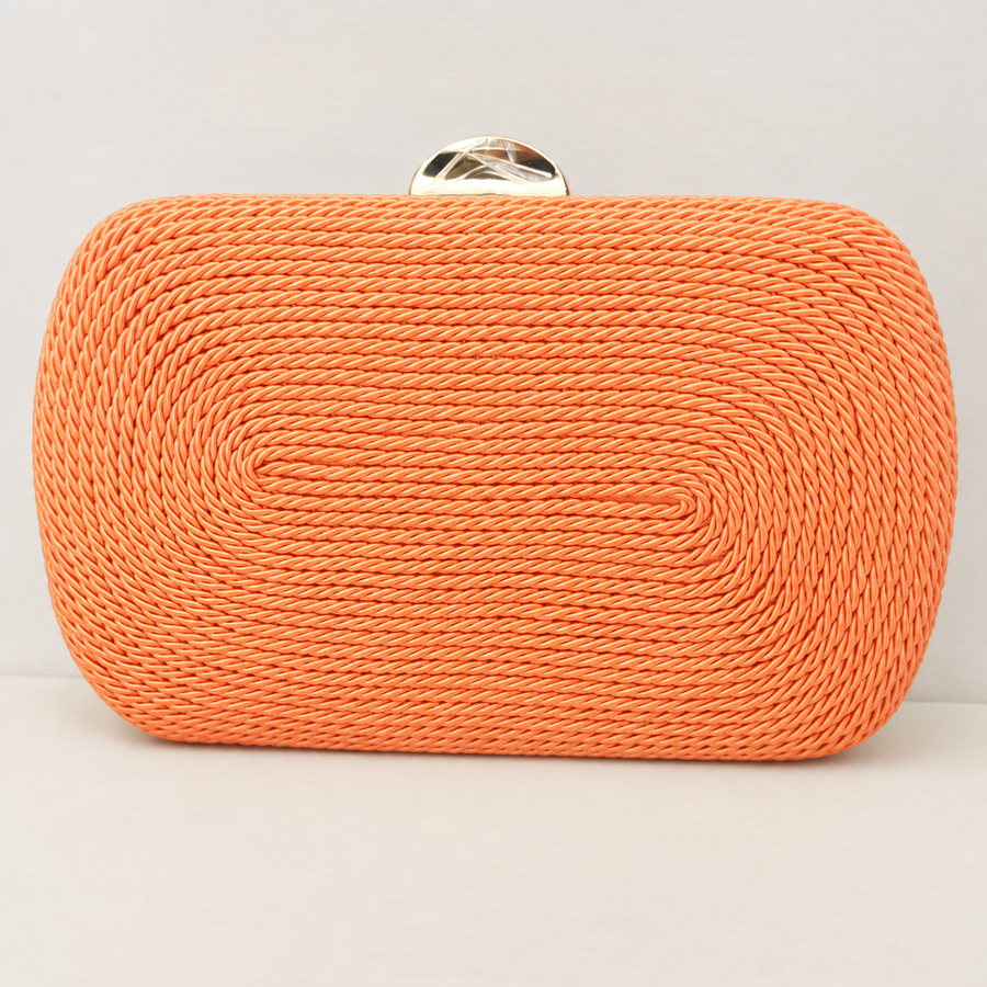 Clutch de Cordão Laranja Coral com Detalhe Dourado