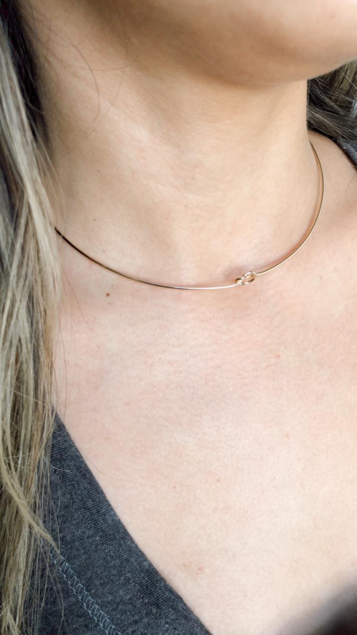 Choker Ajustável Nó