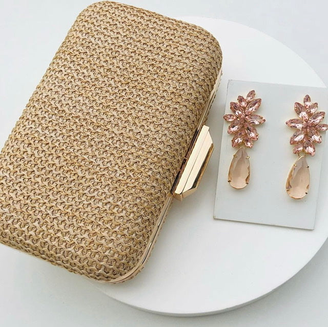 Kit Clutch Palha e Brinco Lonrdres Nude Dourado