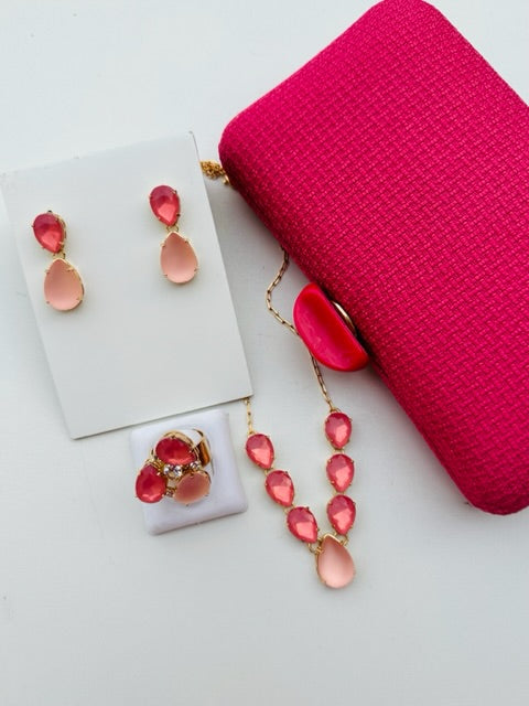 Clutch, Colar, brinco, Anel Goiaba
