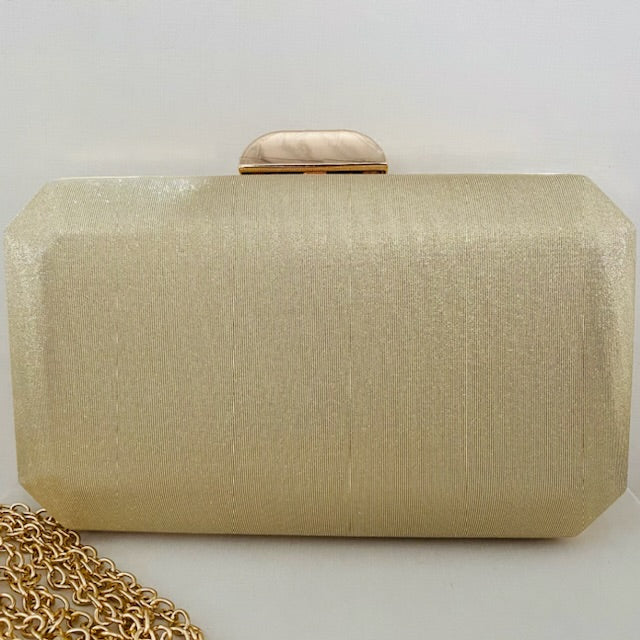 Clutch Dourada