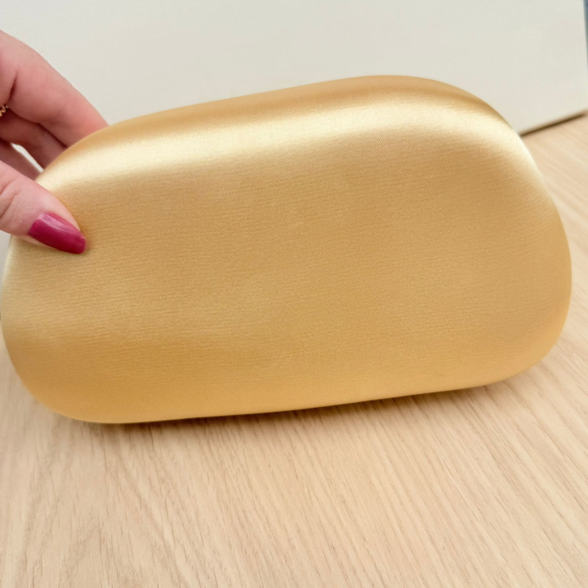 Clutch Dourada