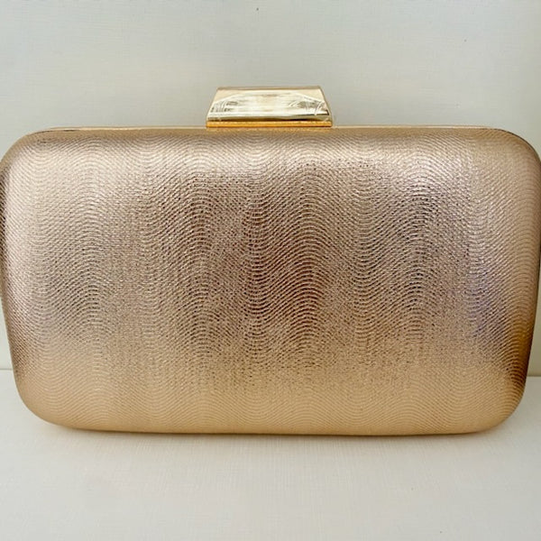 Clutch Metalizada Champanhe Dourada