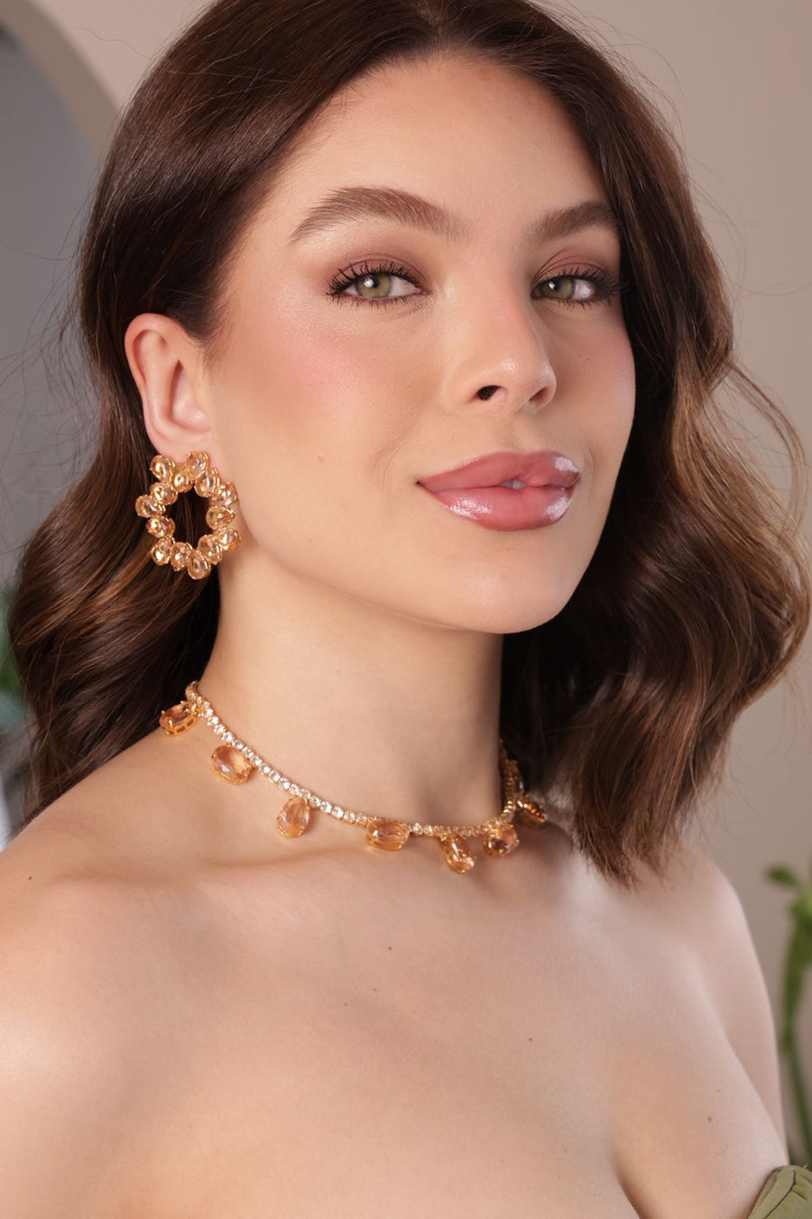 Colar em Zircônia Celine  Cristal com Nude Dourado