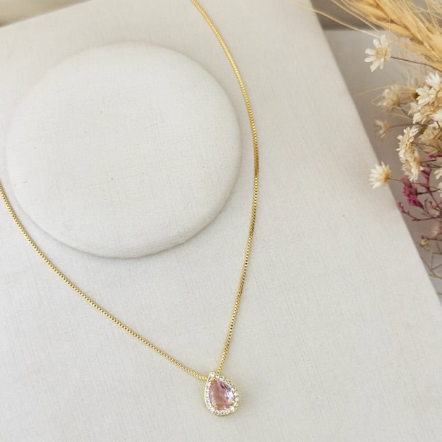 Colar Gota Rosa Cravejado com Zircônia Dourado