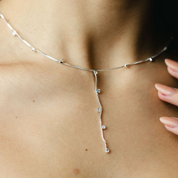 Colar Gravatinha Ponto de Luz de Zircônia Cristal Prata