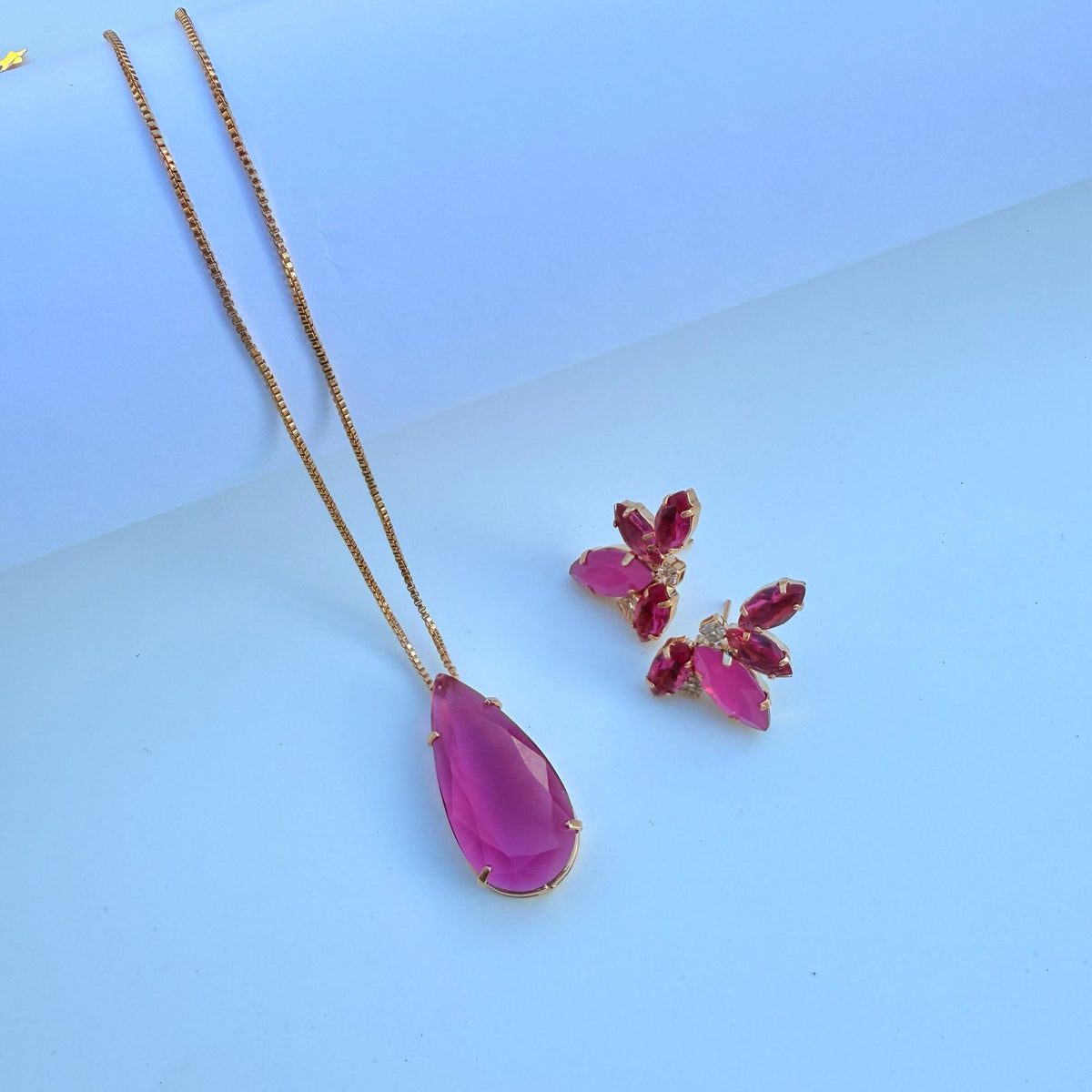 Conjunto Colar de Zircônia e Brinco Fuscia