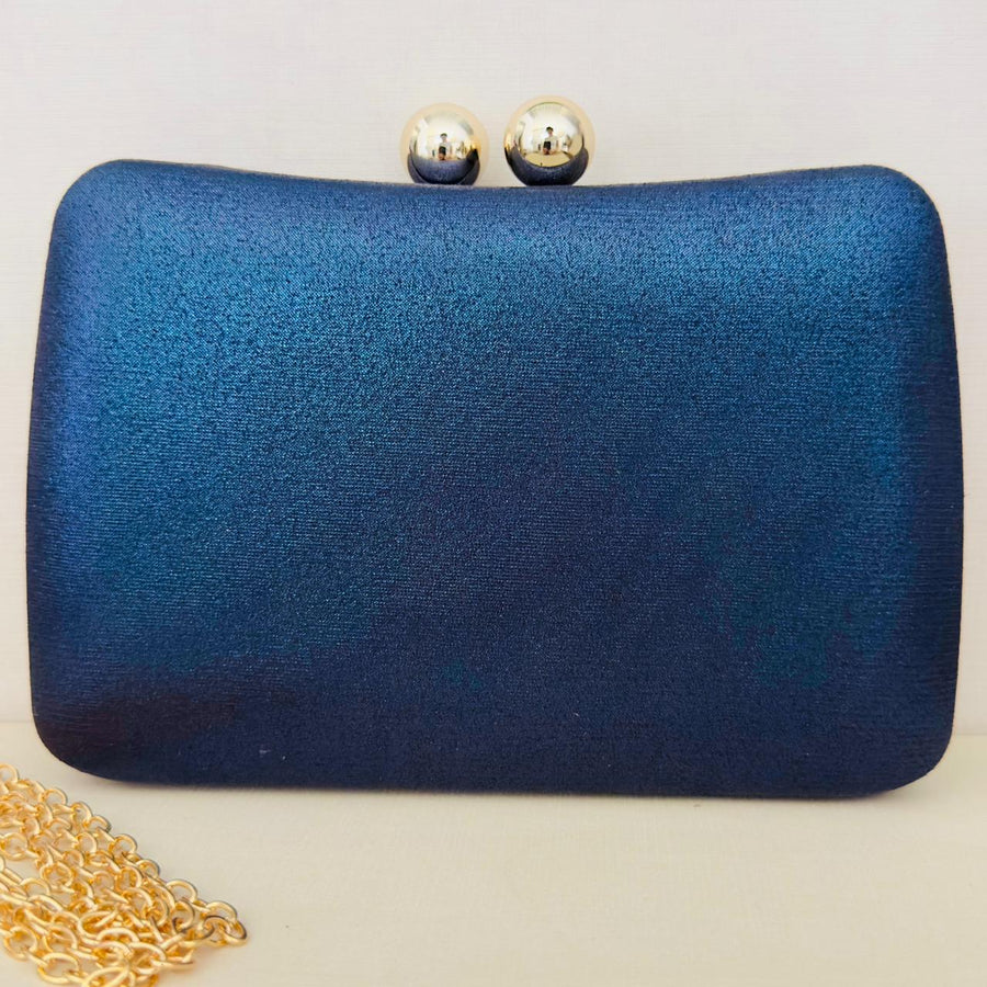 Clutch Metalizada Azul Safira com Detalhe Dourado