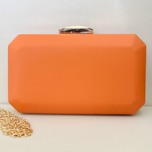 Clutch Coral Laranja com Detalhe Dourado