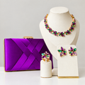 Kit 4 Peças Clutch, Brinco, Anel Regulável e Colar JessyHasse Roxo com Verde Banho Dourado