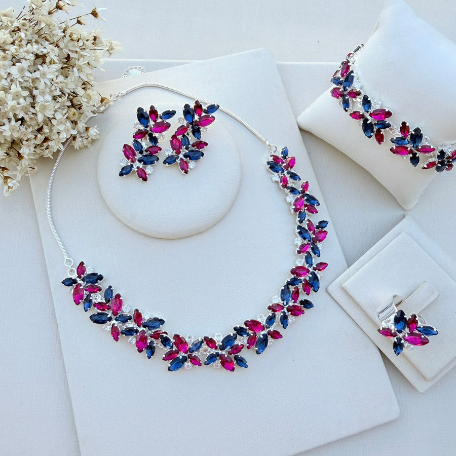 Kit 4 Acessórios Jessy Azul Safira com Pink Prata , Brinco, Anel Regulável, Pulseira e Colar