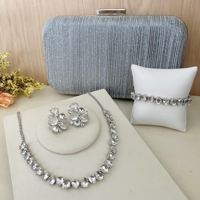 Kit 4 peças Clutch, Brinco, Pulseira e Colar Dance de Zircônia Cristal Prata