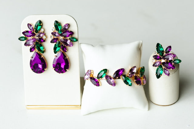 Kit Brinco, Anel Regulável e Bracelete Scarlat - Roxo com Verde