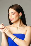 Kit Brinco, Bracelete e Colar Gravatinha Brooklyn em Zircônia Esmeralda Banho Dourado (3)