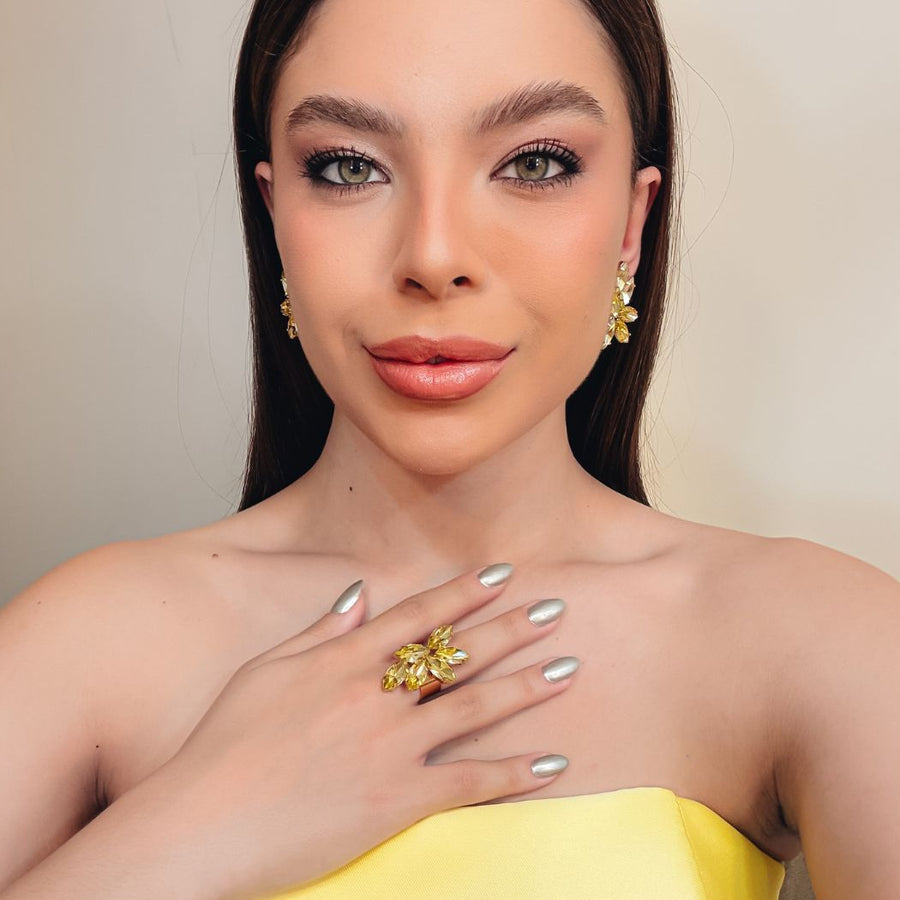 Kit Brinco e Anel Regulável Alê Amarelo Manteiga Dourado