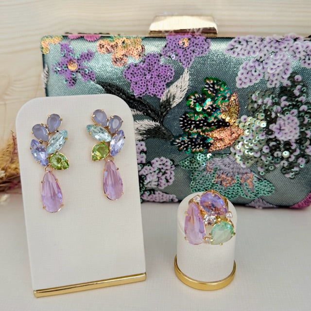 Kit Clutch Bordada, Brinco e Anel Regulável Bianca Tons de Verde Menta e Lilás Dourado