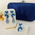 Kit Clutch, Brinco e Anel Londres Tons de Azul Acabamento Prata