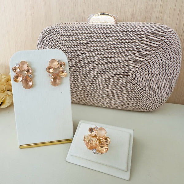 Kit Clutch, Brinco e Anel Regulável Bronx em Zircônia Nude Dourado
