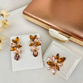 Kit Clutch, Brinco e Anel Regulável Scarlat Tons de Marrom Dourado