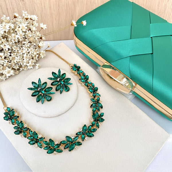 Kit Clutch, Brinco e Colar Jessy Pedraria Esmeralda Dourado