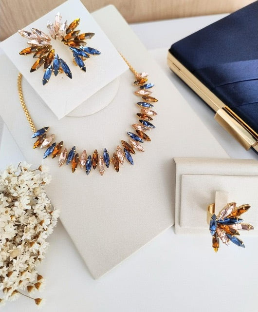 Kit Clutch, Colar, Anel e Brinco Ear Cuff Tons de Marrom e Safira Vânia